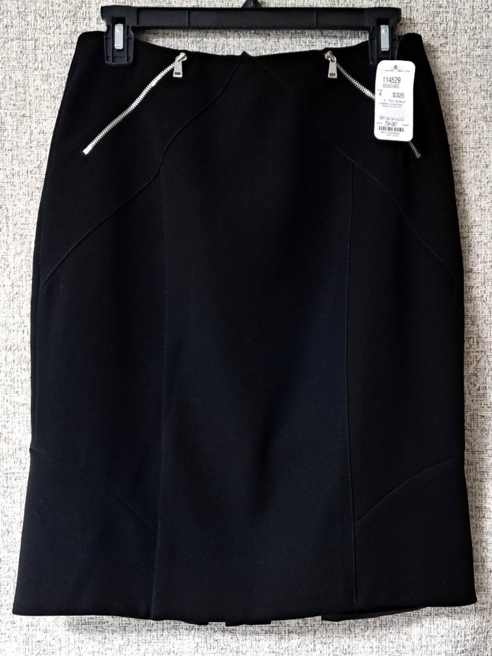 BLACK CARLISLE NWT LADIES STRAIGHT SKIRT W ZIPPER ACCENTS SIZE 4 LINED